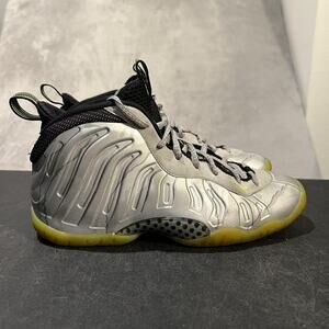 Nike Air Foamposite One Shoes Youth 6.5 Penny Silver Camo OG 644791-001 Sneakers